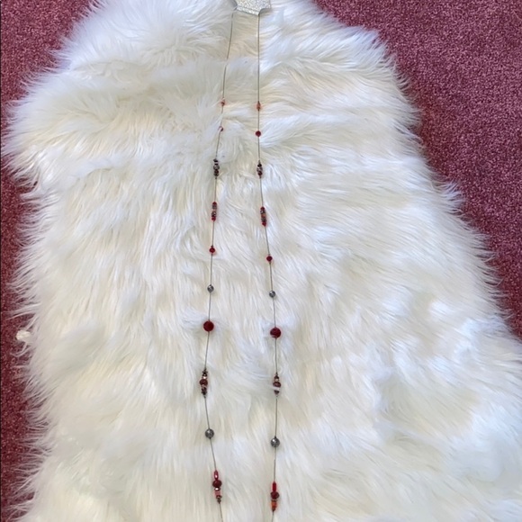 New with tags statement necklace - Picture 1 of 5